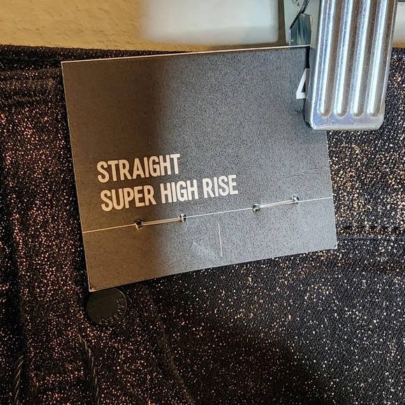 NWT Express Metallic Bronze Straight highrise stretch jeans.  Women's size 4 - Picture 16 of 16
